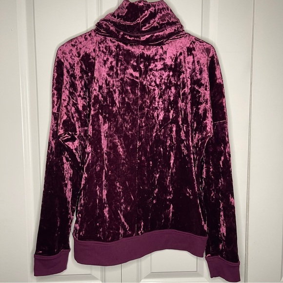 Betsey Johnson Performance Crushed Velvet Purple Funnel Neck Sweatshirt Burgundy - Picture 8 of 10